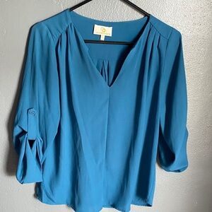 Cynthia Steffe Turquoise V-Neck Roll-Tab Blouse